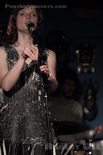 DEVON SPROULE - 2011-06-14 - PARIS - El Alamein - 